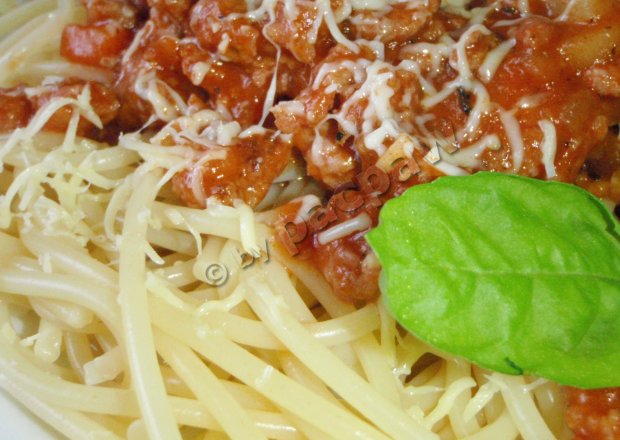 Fotografia przedstawiająca Spaghetti a’la bolognese