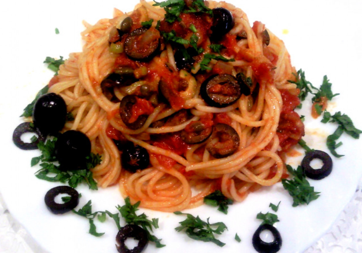 Spaghetti alla putanesca/moja wersja/ foto