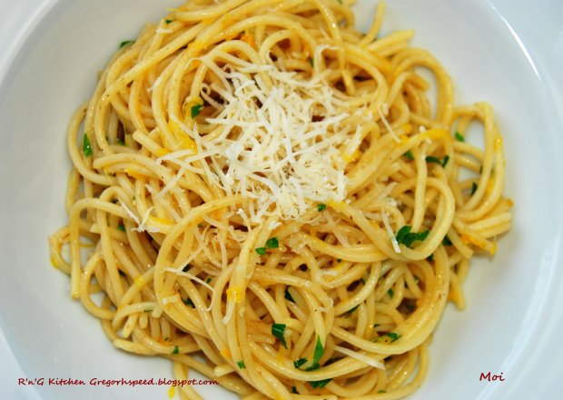 Fotografia przedstawiająca Spaghetti all'Arancia