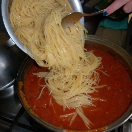 Krok 3 - Spaghetti bolognese mojego męża foto