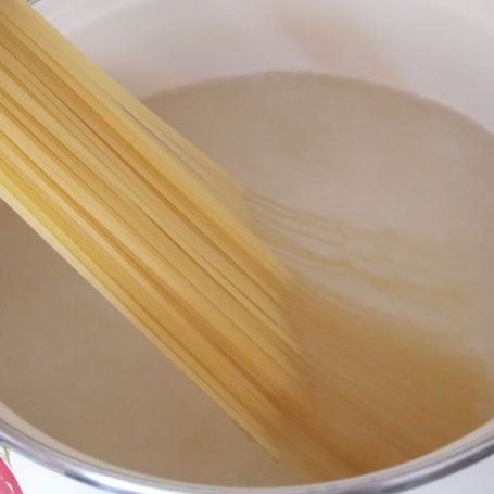 Krok 1 - Spaghetti bolognese na szybki obiad foto
