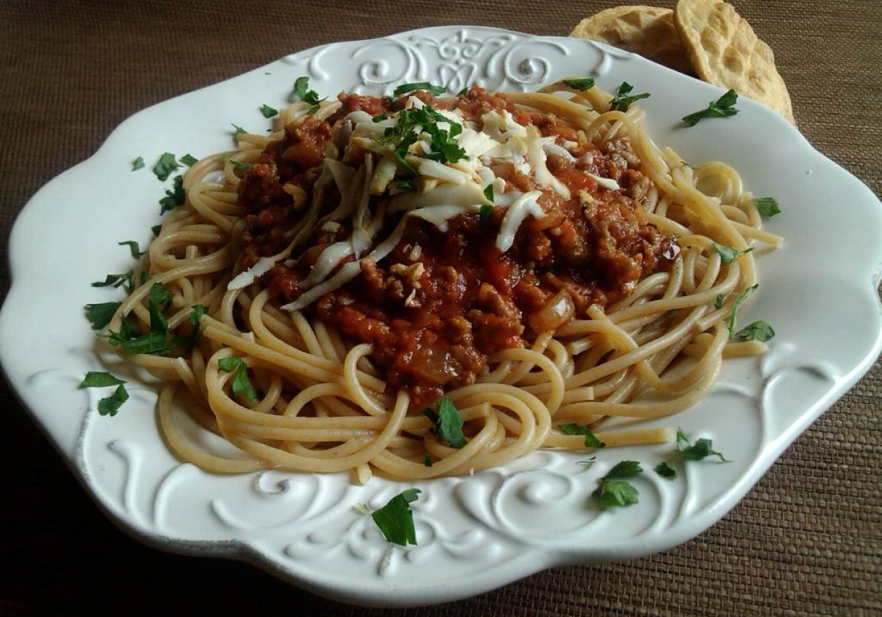 Spaghetti bolognese z oscypkiem foto