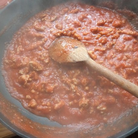 Krok 8 - SPAGHETTI BOLONESE Z SEREM MOZZARELLA foto