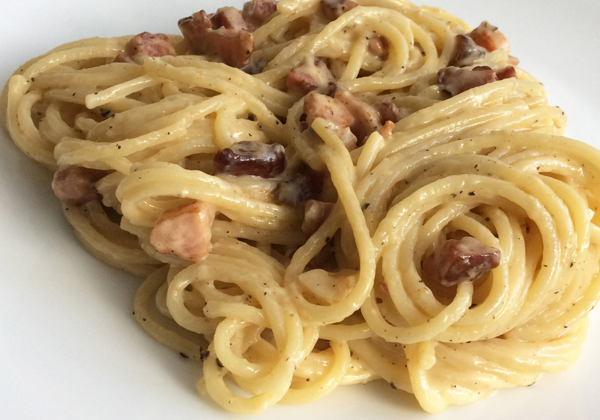 Spaghetti carbonara foto