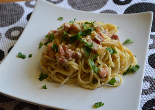 Fotografia przedstawiająca Spaghetti carbonara