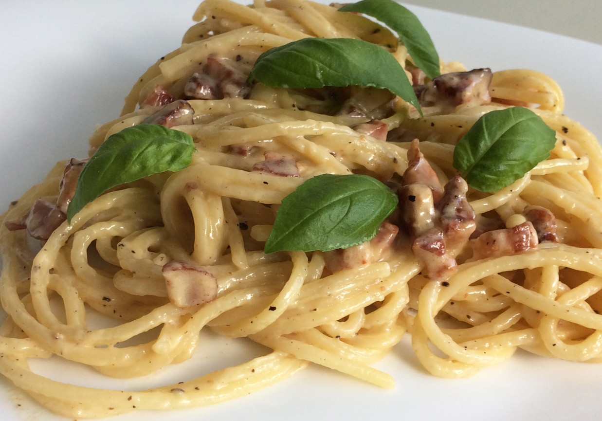 Spaghetti carbonara foto