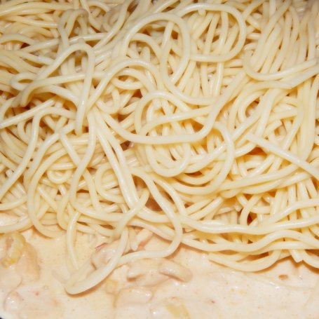 Krok 6 - Spaghetti orientalne z kurczakiem i śmietanką foto