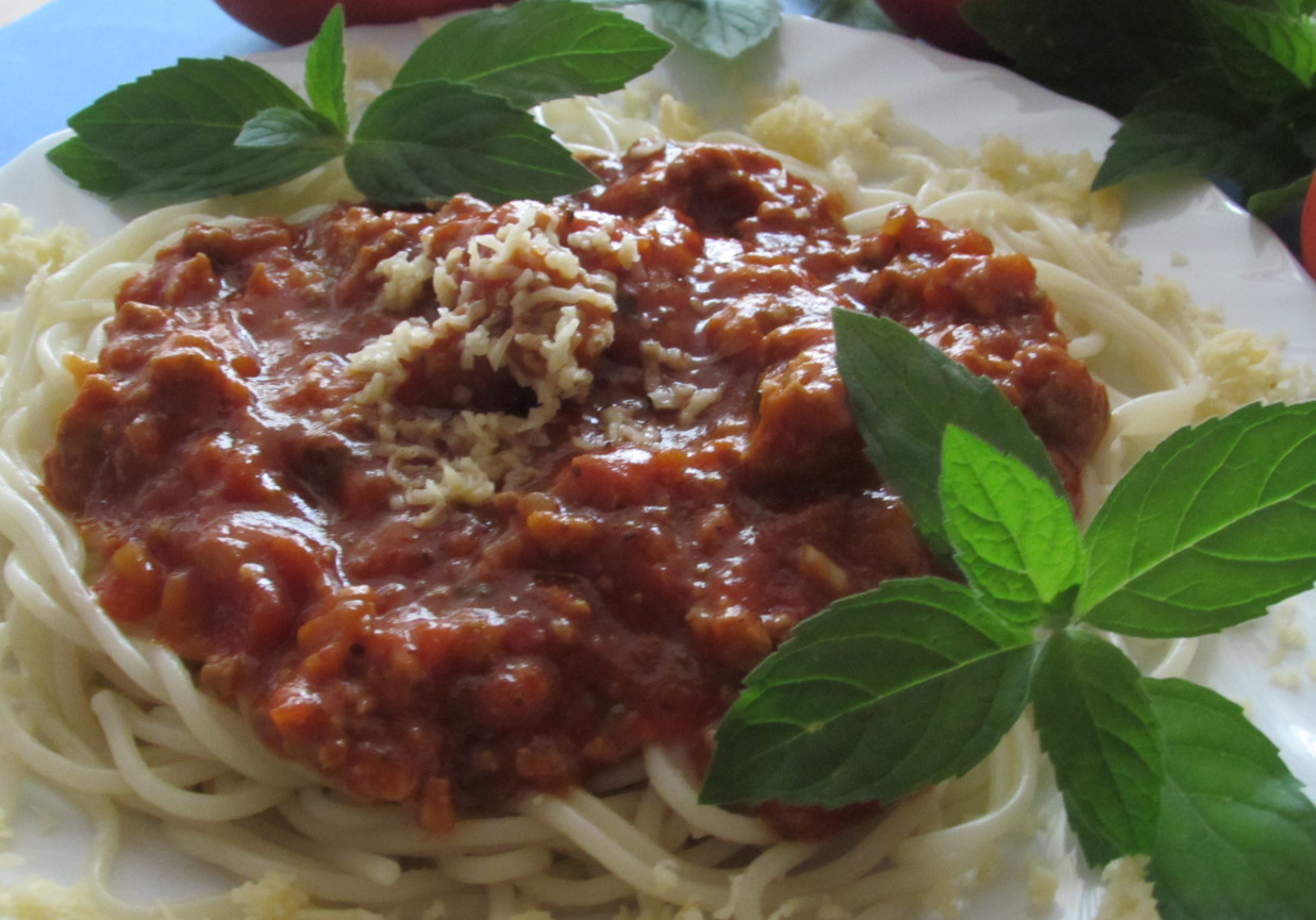 Spaghetti po bolońsku foto