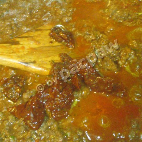 Krok 4 - Spaghetti pomidorowe z jeleniną foto