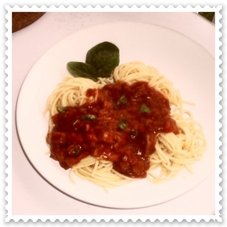 Krok 4 - Spaghetti w sosie pomidorowo-paprykowym foto