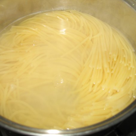 Krok 4 - Spaghetti z cukinią i boczkiem foto
