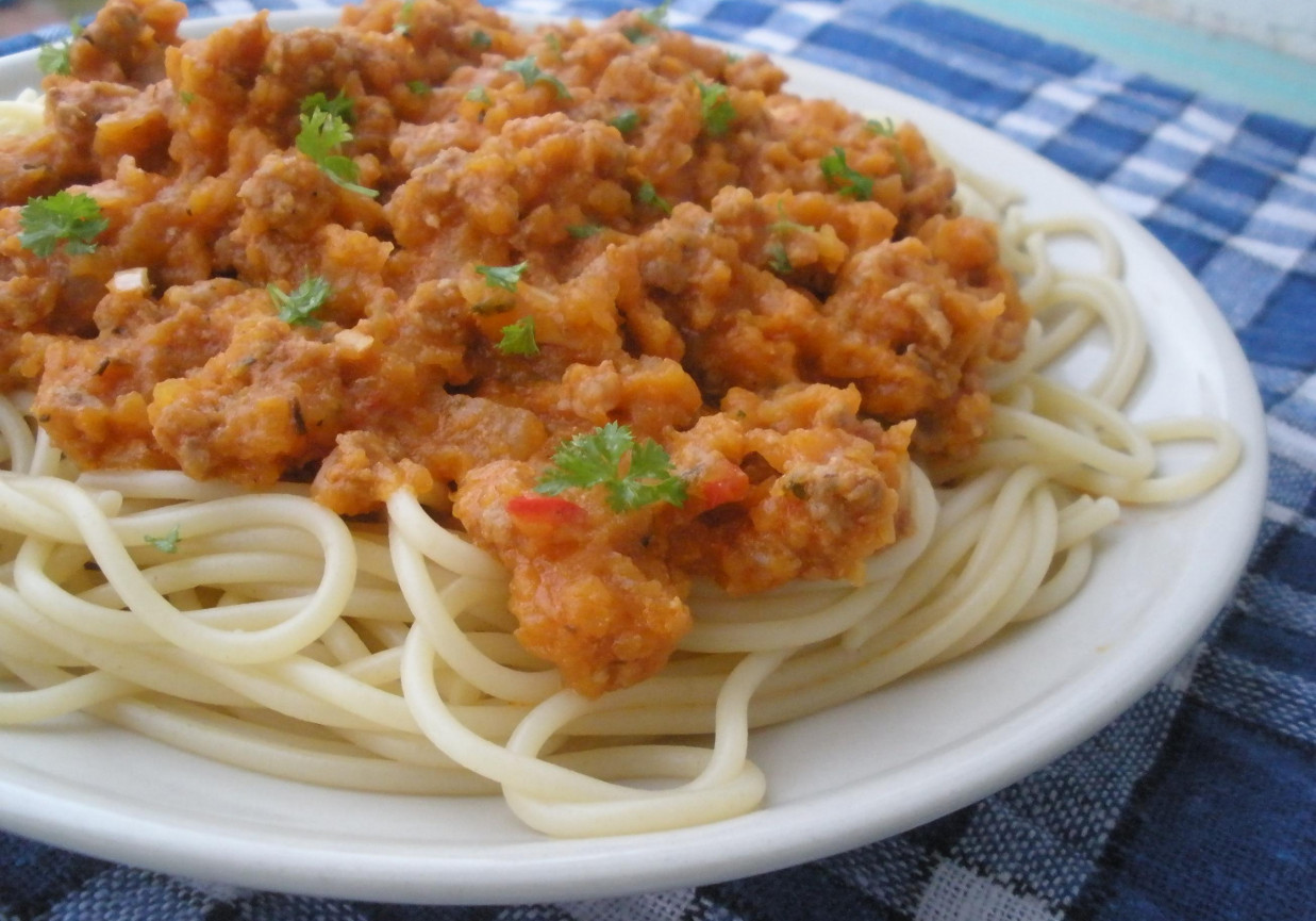 Spaghetti z dynią i mięsem mielonym foto