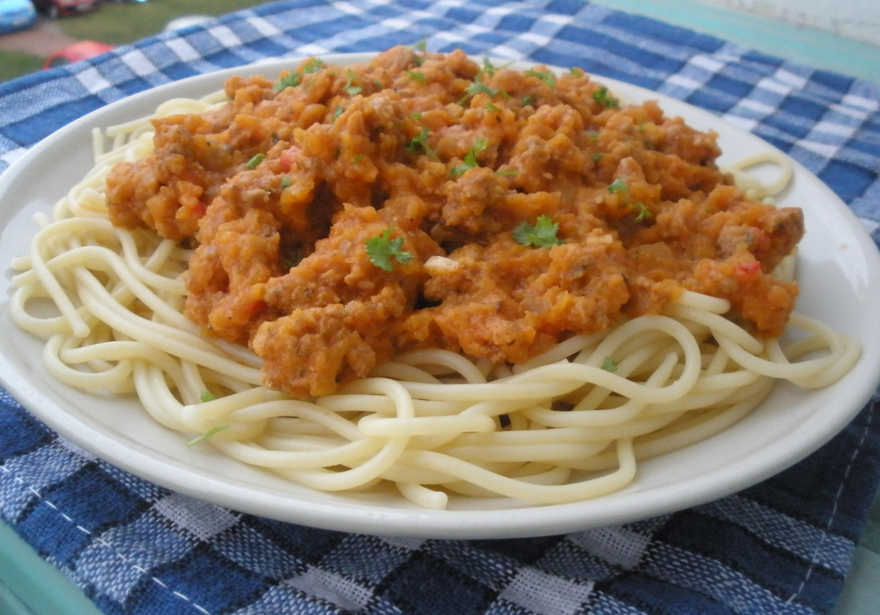 Spaghetti z dynią i mięsem mielonym foto