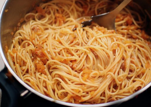 Fotografia przedstawiająca Spaghetti z dynią