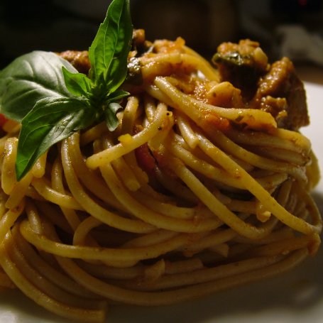 Krok 15 - Spaghetti z górką cielęcą foto