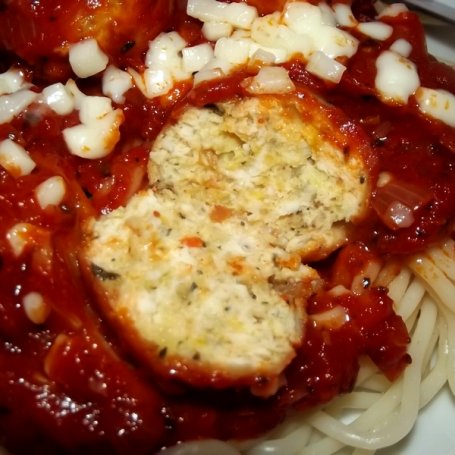 Krok 32 - Spaghetti z klopsikami w sosie pomidorowym foto