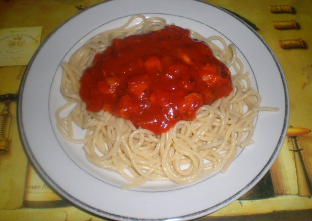 Fotografia przedstawiająca Spaghetti z kurczakiem