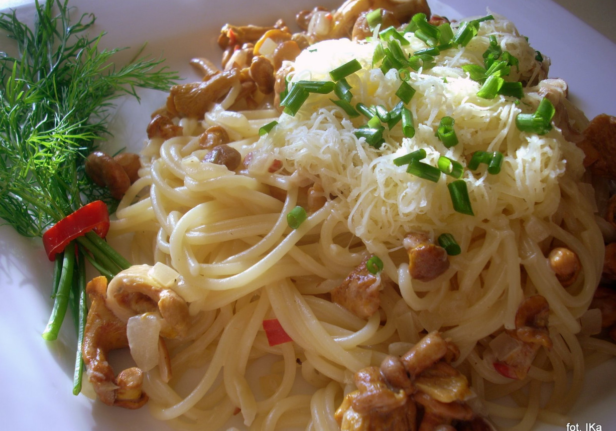 Spaghetti z kurkami foto