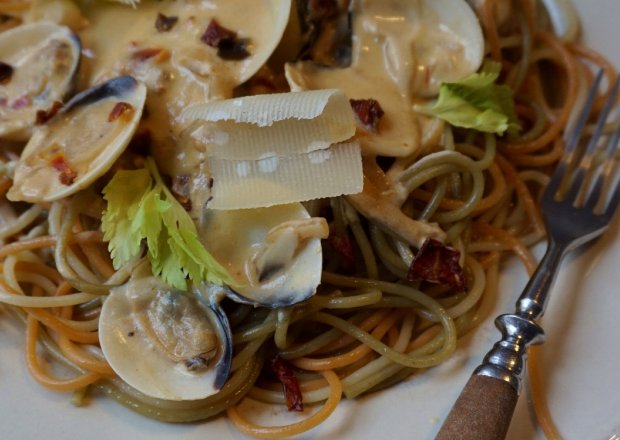 Fotografia przedstawiająca Spaghetti z małżami