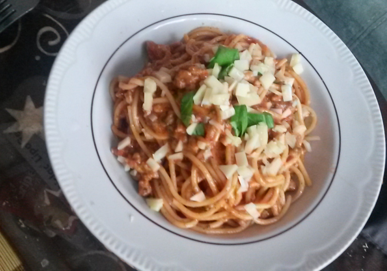 Spaghetti z mielonym indykiem  foto