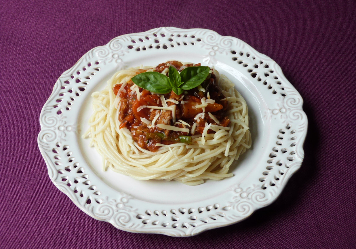 Spaghetti Z Mięsem I Warzywami - DoradcaSmaku.pl