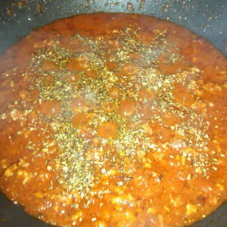 Krok 6 - Spaghetti z mięsnym sosem i kukurydzą foto
