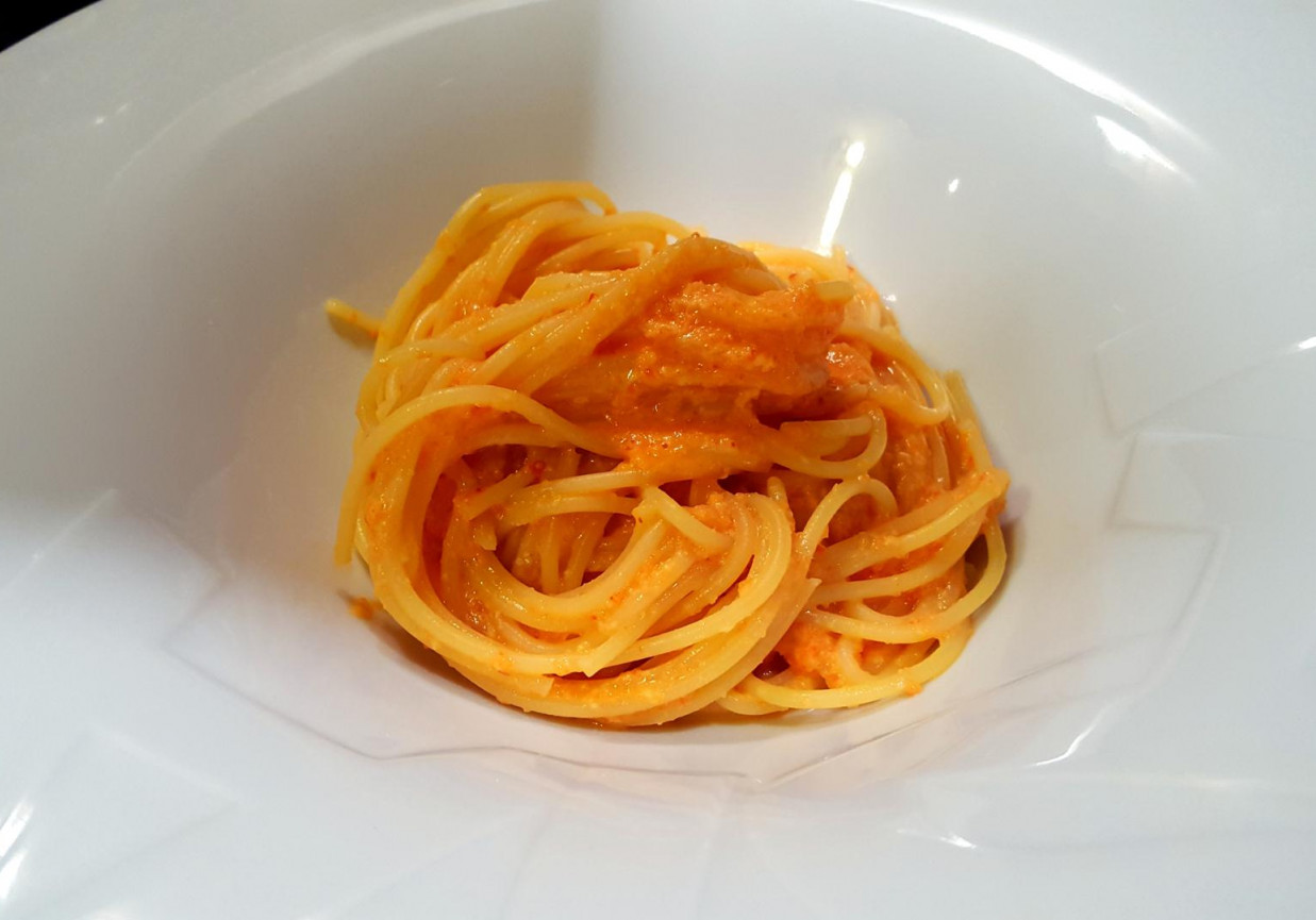Spaghetti z pesto alla Calabrese foto