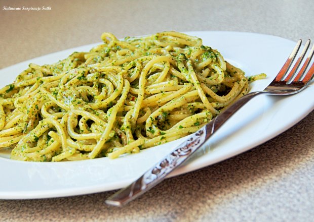 Fotografia przedstawiająca Spaghetti z pistacjowym pesto