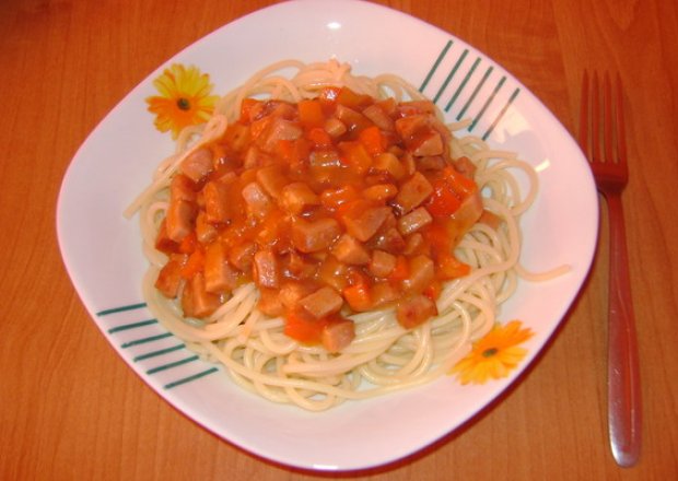 Fotografia przedstawiająca Spaghetti z PRLu.