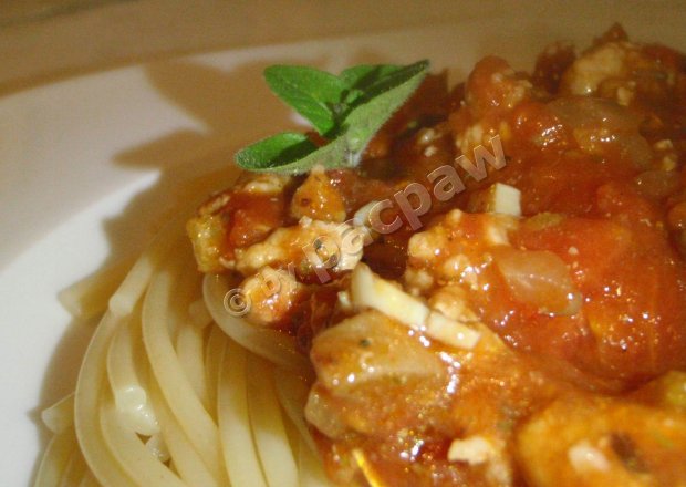 Fotografia przedstawiająca Spaghetti z selerem naciowym