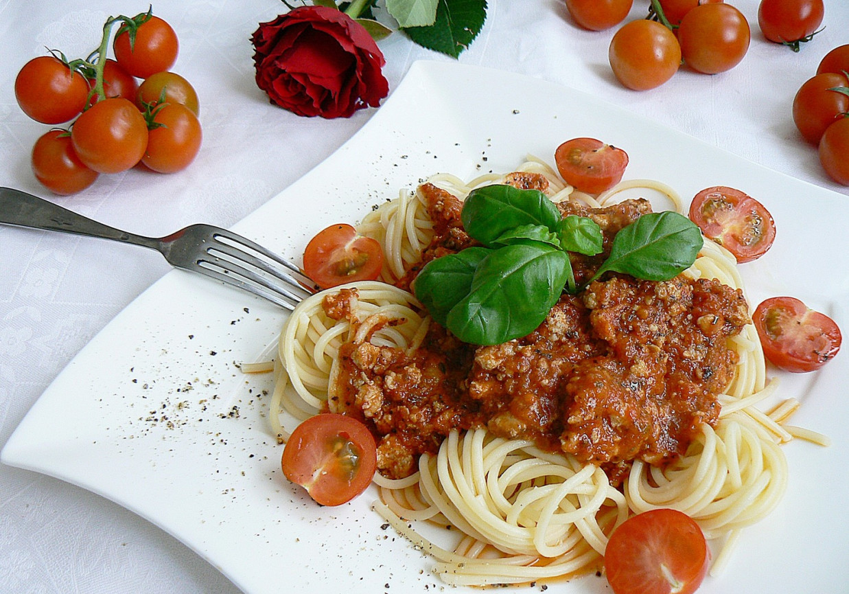 Spaghetti z sosem bolognese foto