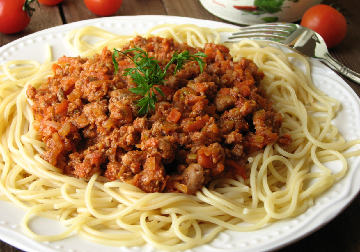 Spaghetti Z Sosem Mięsno-warzywny - DoradcaSmaku.pl