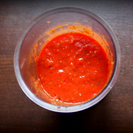 Krok 1 - Spaghetti z sosem pomidorowo - paprykowym foto