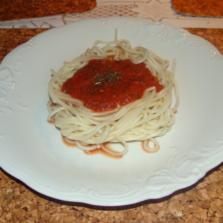 Krok 3 - Spaghetti z sosem pomidorowym foto