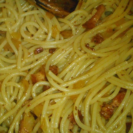 Krok 5 - Spaghetti z sosem śmietanowym oraz boczkiem foto