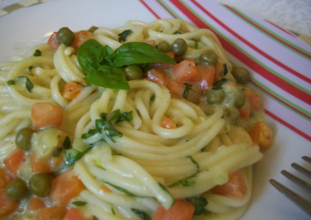 Fotografia przedstawiająca Spaghetti z sosem warzywnym
