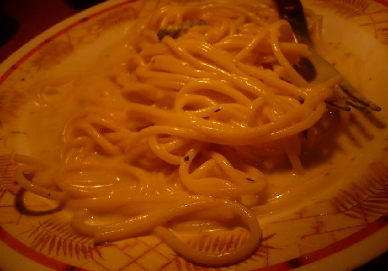 spaghetti z sosem foto