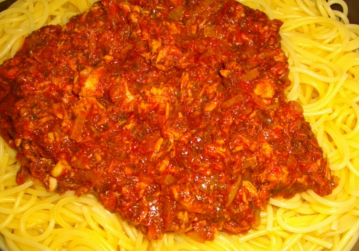 Spaghetti z tuńczykiem foto