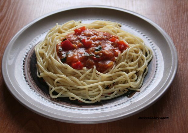 Fotografia przedstawiająca Spaghetti z warzywami