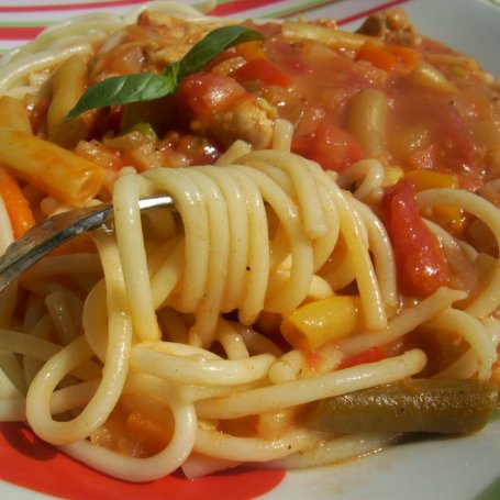 Krok 6 - Spaghetti z warzywami foto