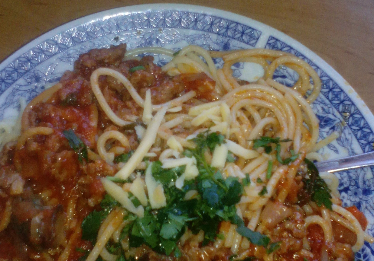 spaghetti ze ślimakami foto