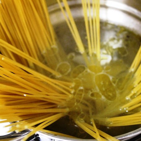 Krok 1 - Spaghetti ze szparagami foto