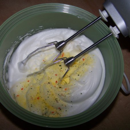 Krok 2 - Specjalnie dla mojego męża, czyli omlet ze szpinakiem i gorgonzolą :) foto
