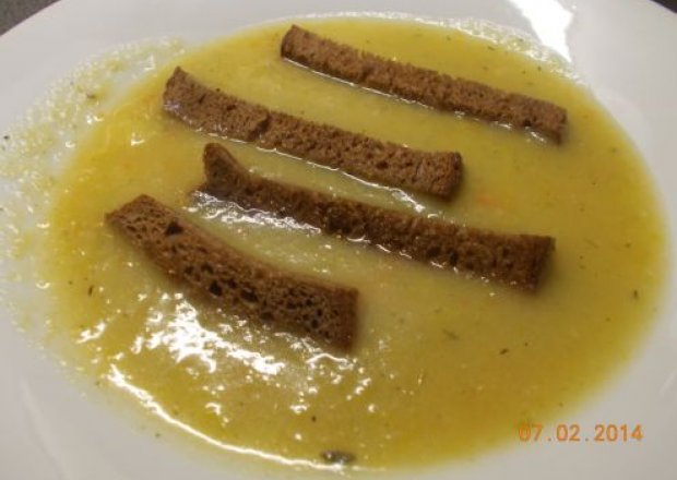 Fotografia przedstawiająca Spora zupa z pora