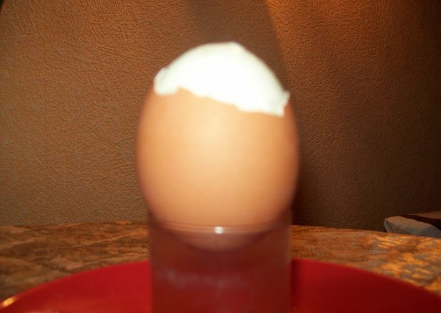 Fotografia przedstawiająca Sposób na idealne jajko na miękko