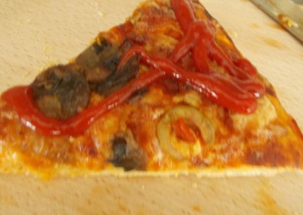 Fotografia przedstawiająca Sprawdzone ciasto na pizze
