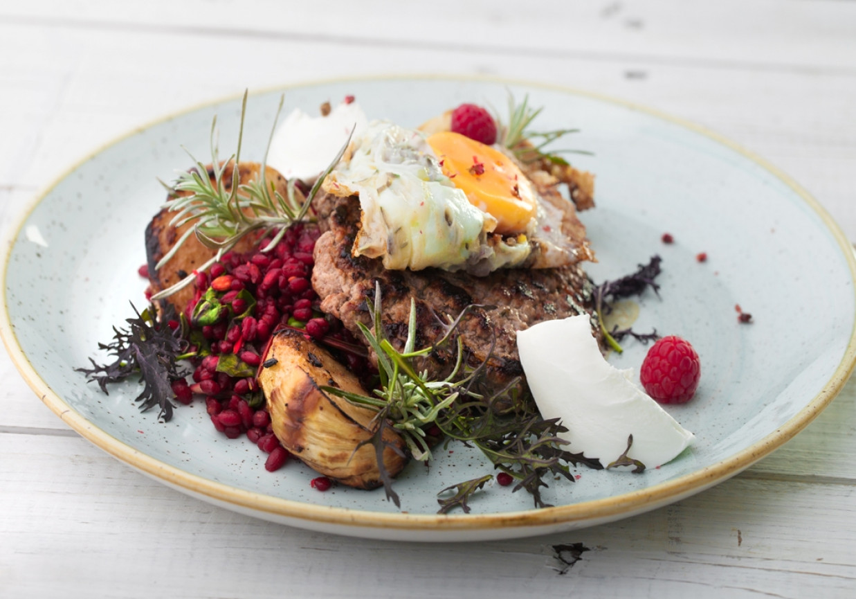 Stek „ASCHE” z sadzonym jajkiem foto