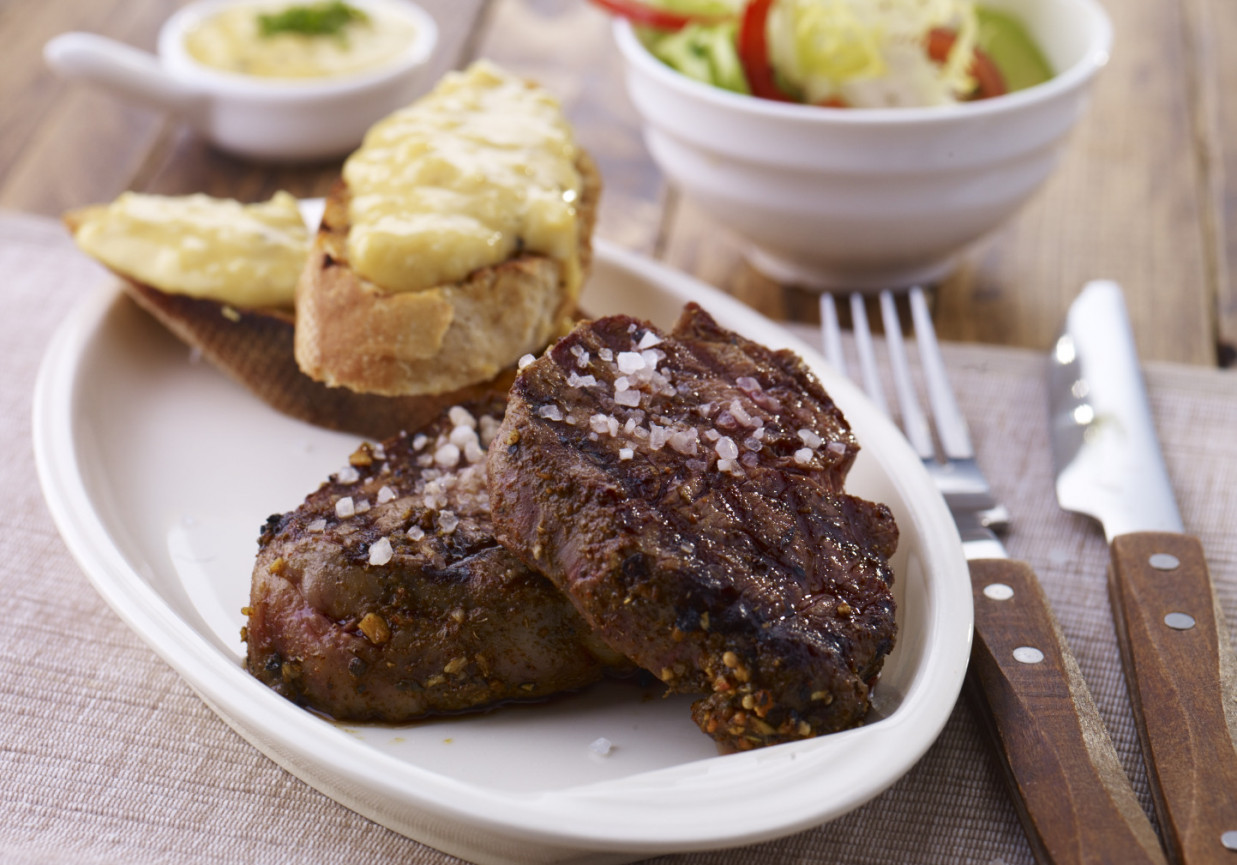 Stek w pieprzu grubo mielonym foto