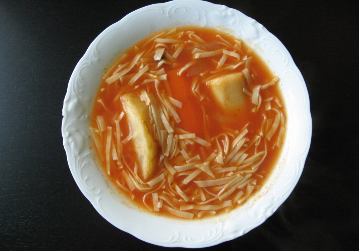 Studencka zupa pomidorowa foto