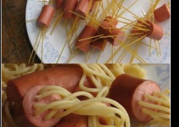 Fotografia przedstawiająca Super spaghetti z parówkami